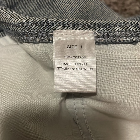 Getting Along Wide Leg Jeans - Medium Wash,never worn without tags. - Picture 8 of 9